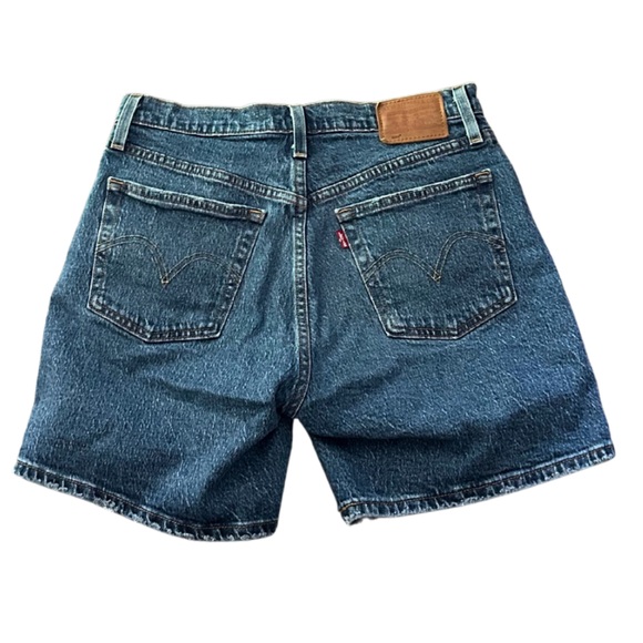 Levi’s 501 Denim Jean Shorts | Medium Blue | Size 28 - Picture 3 of 6